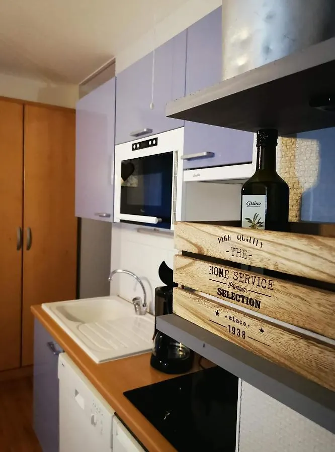 T2 3* Hyper Centre D'Aix-Les-Bains Parking Prive Apartment 0*, Aix-les-Bains France