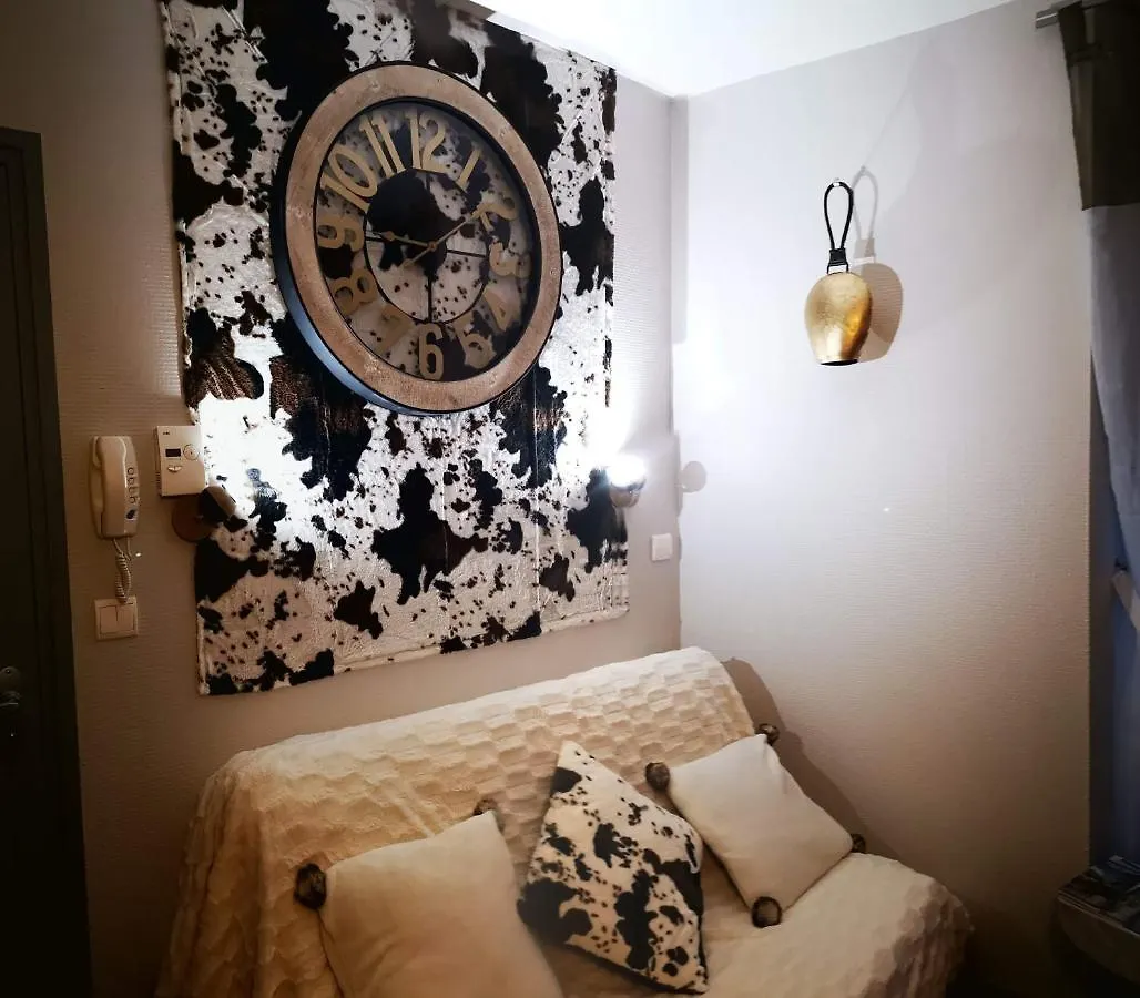 T2 3* Hyper Centre D'Aix-Les-Bains Parking Prive Apartment